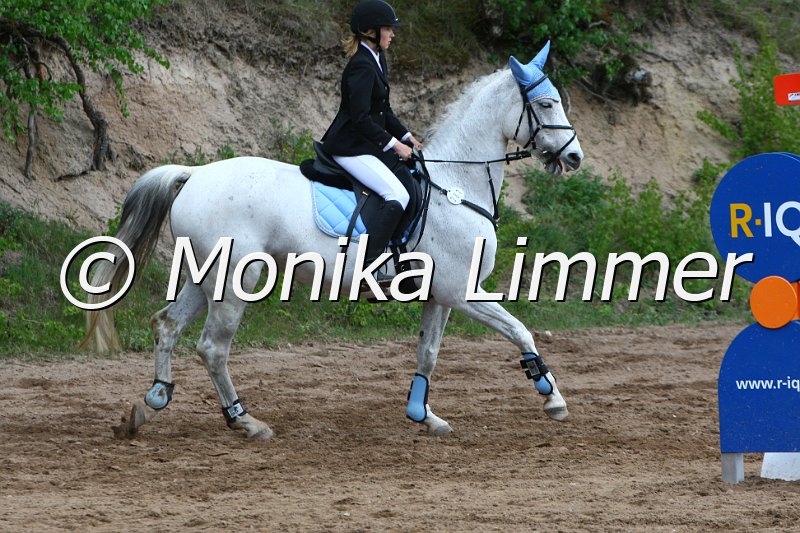 005L3729_Ramona_Springreiter WB.JPG